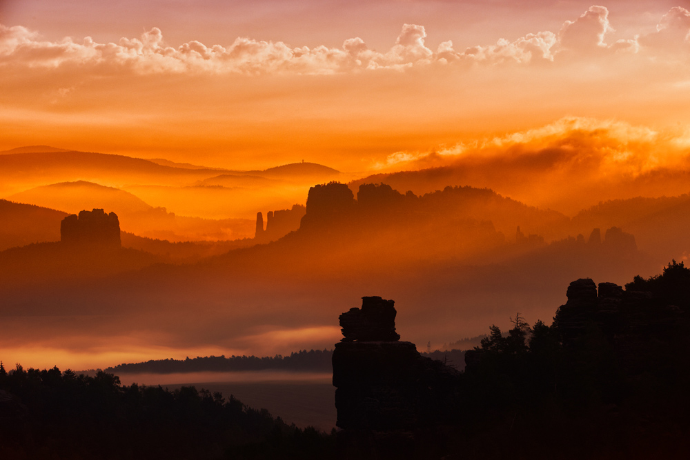 Natur Sächsische Schweiz Falkenstein Schrammsteine Dämmerung